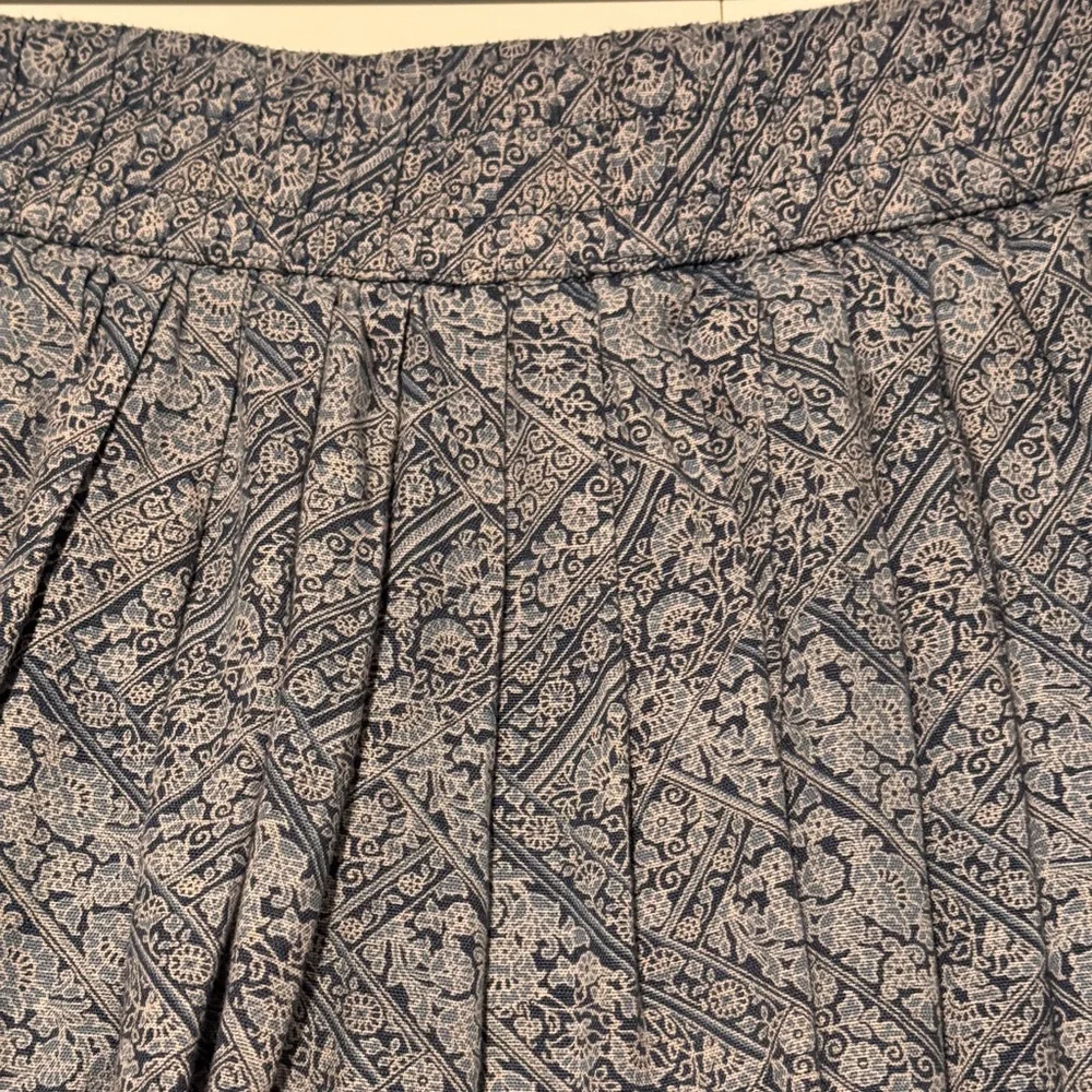 American Eagle Floral Pleated Skirt - Picture 2 of 5